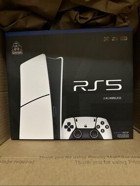 2.4G Wireless White Gaming Console with Controller 4000 games